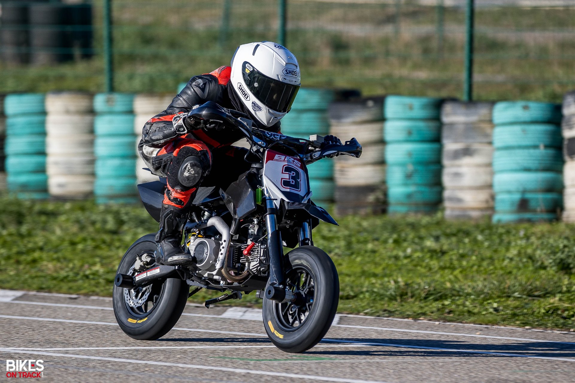 Jeunes motards